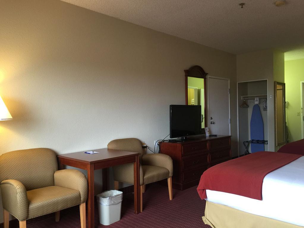 Baymont Inn & Suites By Wyndham Holbrook Eksteriør billede